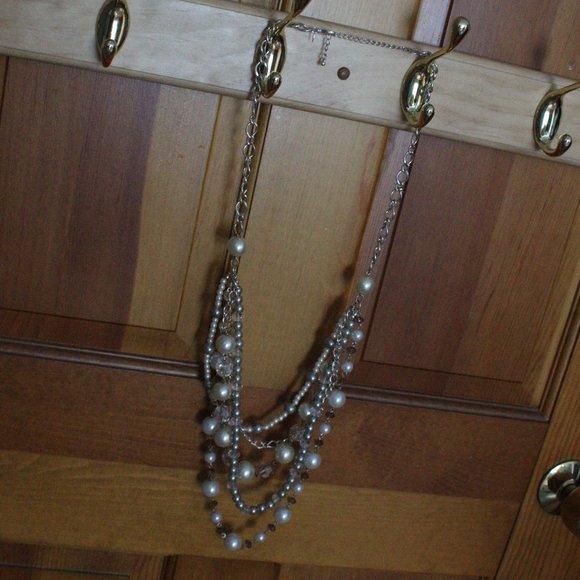 Vintage SAQ Faux Pearl Necklace - Picture 1 of 5